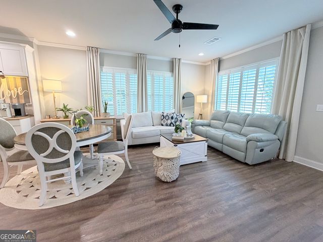 4959 Noble Village Way, Lilburn, GA 30047