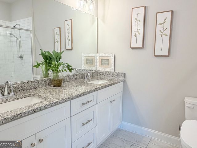 4959 Noble Village Way, Lilburn, GA 30047