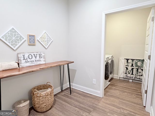 4959 Noble Village Way, Lilburn, GA 30047