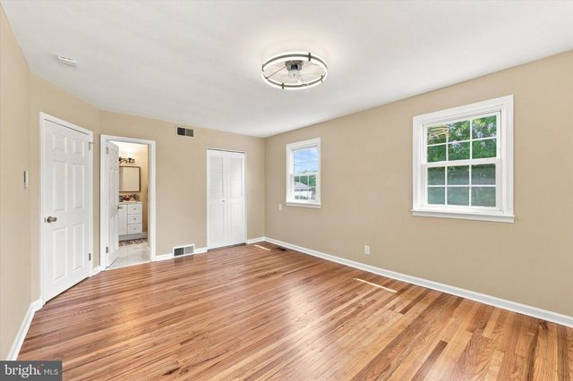 884 STIRRUP LN, Warrington, PA 18976