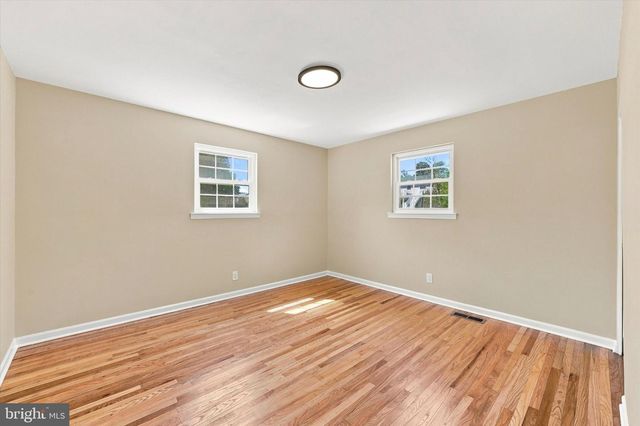884 STIRRUP LN, Warrington, PA 18976