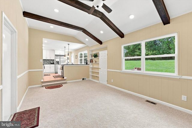 884 STIRRUP LN, Warrington, PA 18976