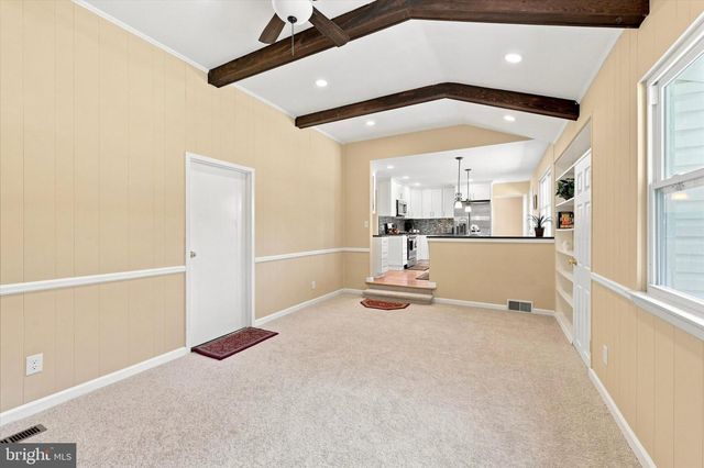 884 STIRRUP LN, Warrington, PA 18976