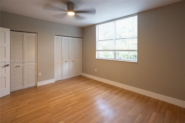 14333 Memorial Hwy 9K, Miami, FL 33161