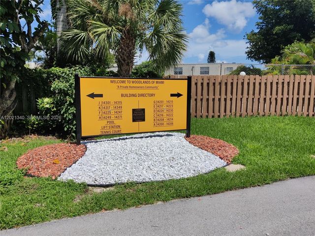 14333 Memorial Hwy 9K, Miami, FL 33161