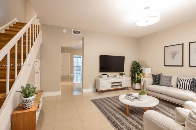 14333 Memorial Hwy 9K, Miami, FL 33161