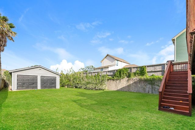 2219 72nd Street A, Galveston, TX 77551