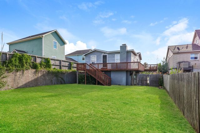 2219 72nd Street A, Galveston, TX 77551