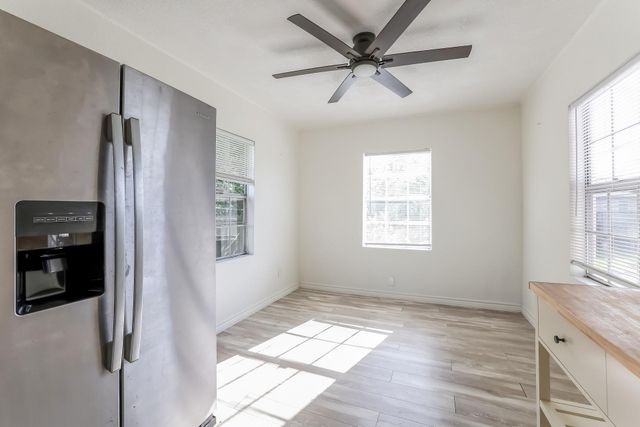 2219 72nd Street A, Galveston, TX 77551