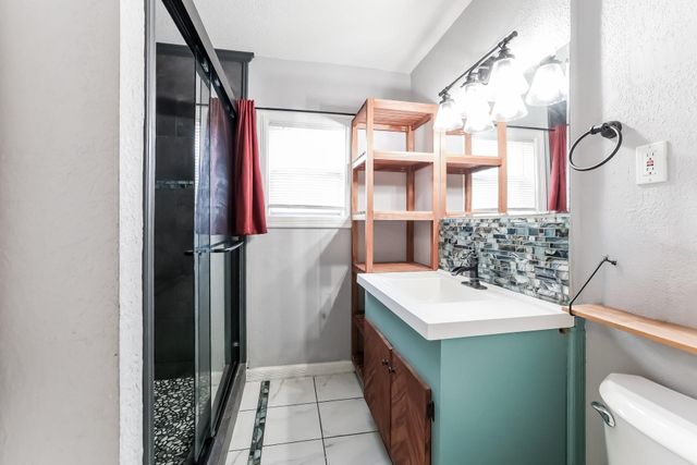 2219 72nd Street A, Galveston, TX 77551