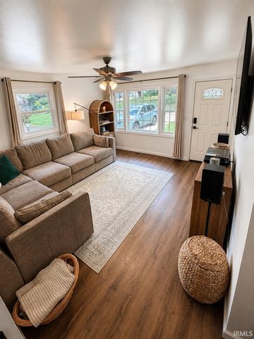 1316 Genesta Drive, Evansville, IN 47720