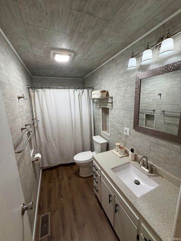 1316 Genesta Drive, Evansville, IN 47720