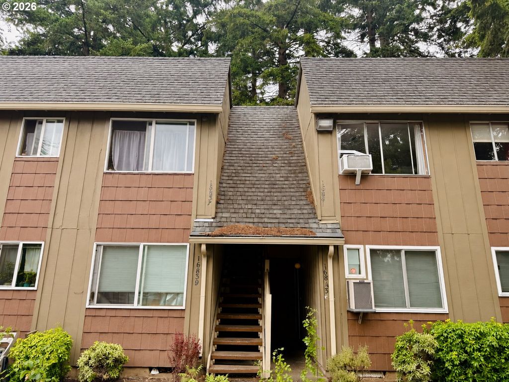 16837 Se POWELL Blvd, Portland, OR 97236