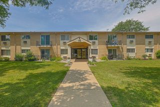 9562 PARK Lane 1D, Des Plaines, IL 60016