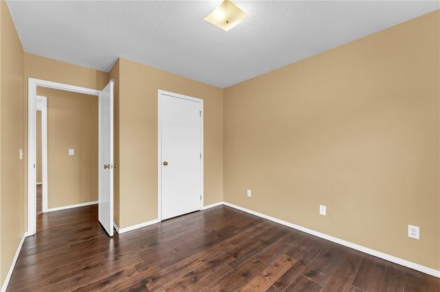 200 Sun Meadow Drive, Centerton, AR 72719