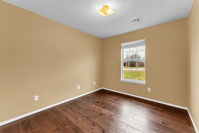 200 Sun Meadow Drive, Centerton, AR 72719