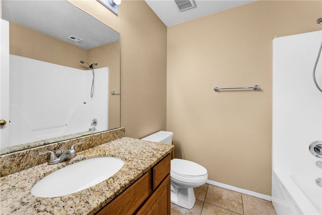 200 Sun Meadow Drive, Centerton, AR 72719