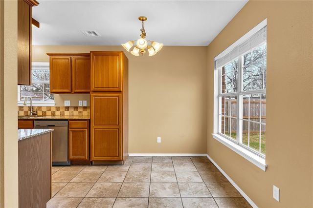 200 Sun Meadow Drive, Centerton, AR 72719