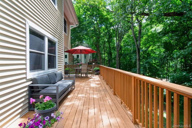 13 Janet Terrace, Irvington, NY 10533