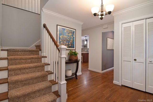13 Janet Terrace, Irvington, NY 10533