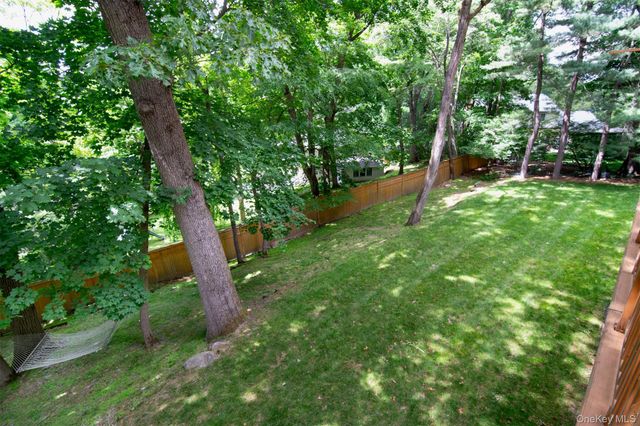 13 Janet Terrace, Irvington, NY 10533