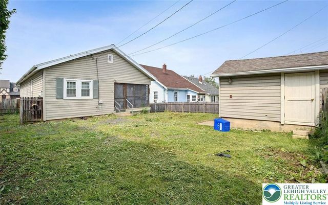 1711 West Union Boulevard, Bethlehem City, PA 18018