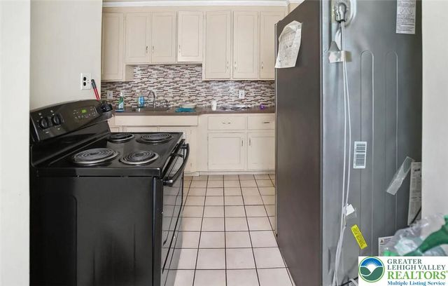 1711 West Union Boulevard, Bethlehem City, PA 18018