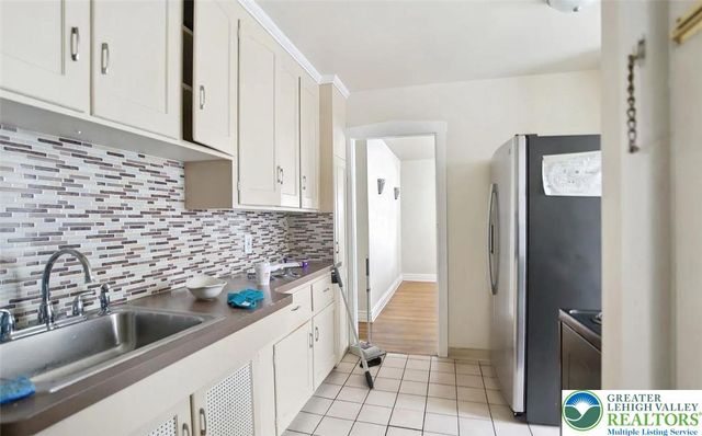 1711 West Union Boulevard, Bethlehem City, PA 18018