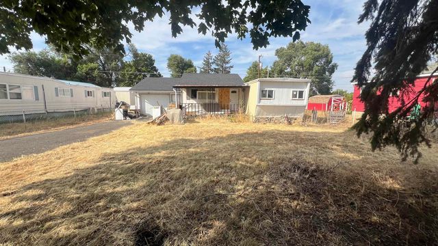 13412 W 13th Ave, Airway Heights, WA 99001 property photo