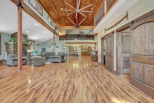 20816 Oxbow Way, Grass Valley, CA 95949