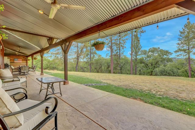 20816 Oxbow Way, Grass Valley, CA 95949