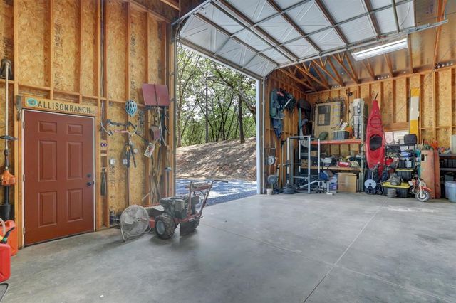 20816 Oxbow Way, Grass Valley, CA 95949