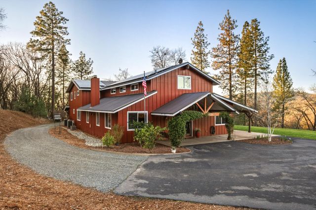 20816 Oxbow Way, Grass Valley, CA 95949