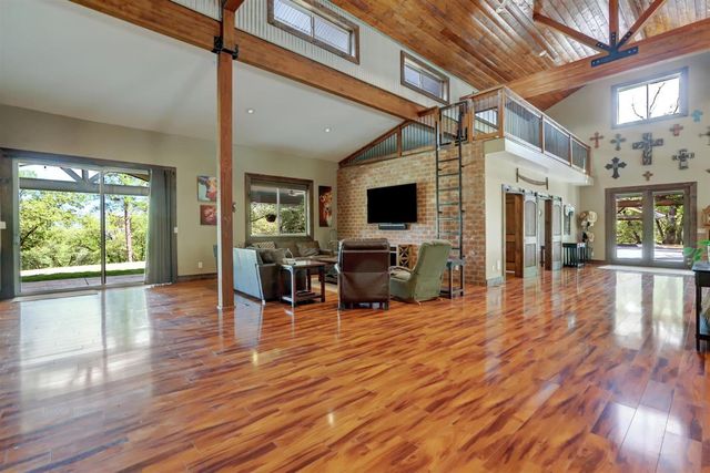 20816 Oxbow Way, Grass Valley, CA 95949