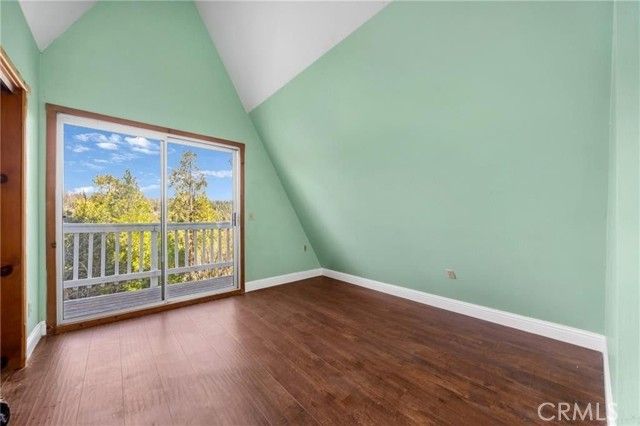 23884 Bowl Rd, Crestline, CA 92325