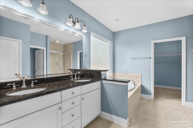 5718 Sparkleberry Ln, Pensacola, FL 32526