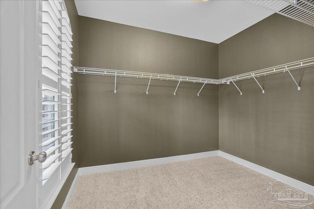 5718 Sparkleberry Ln, Pensacola, FL 32526