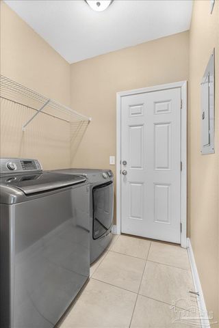 5718 Sparkleberry Ln, Pensacola, FL 32526