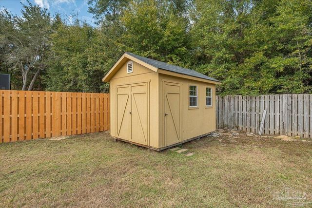 5718 Sparkleberry Ln, Pensacola, FL 32526