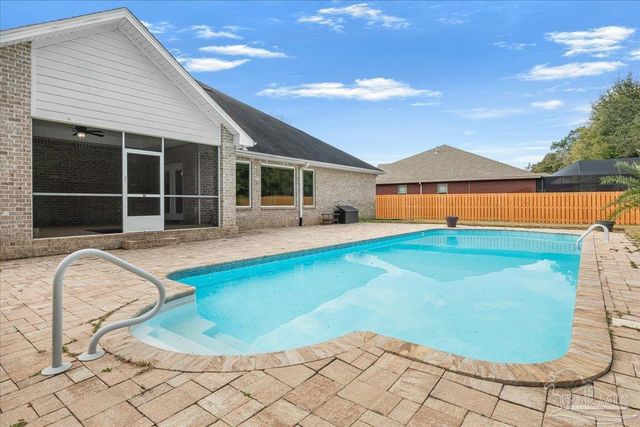 5718 Sparkleberry Ln, Pensacola, FL 32526