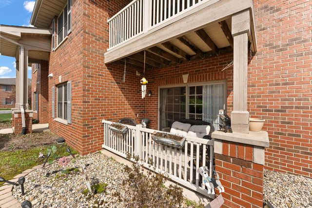 630 Cambridge Court 1b, Munster, IN 46321