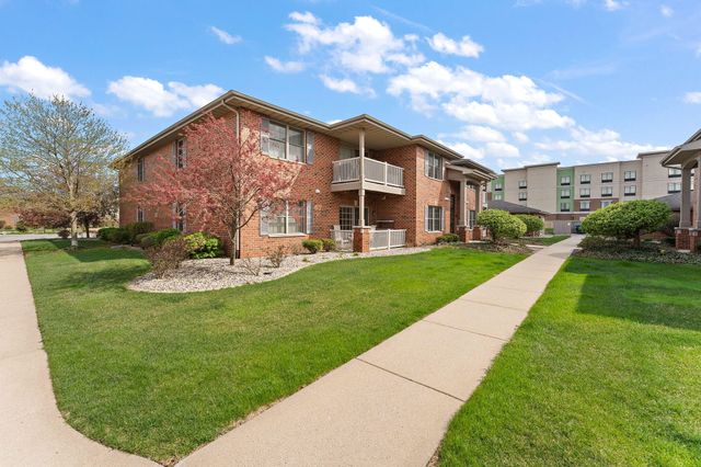 630 Cambridge Court 1b, Munster, IN 46321
