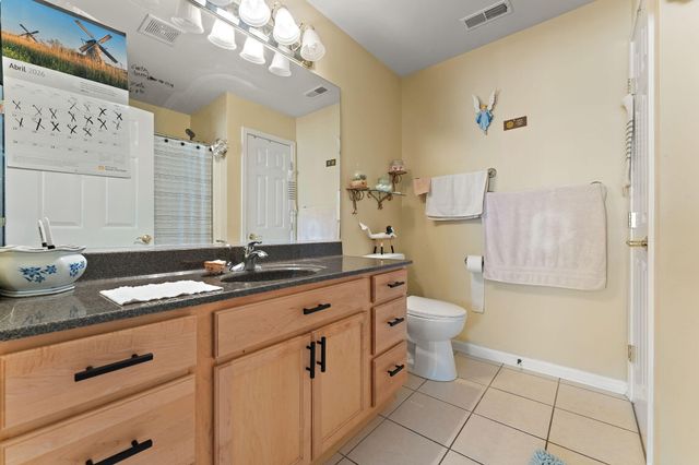 630 Cambridge Court 1b, Munster, IN 46321