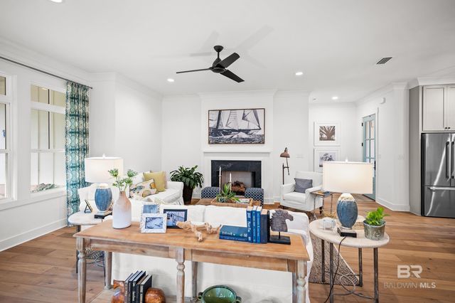 155 Hyacinth Street, Fairhope, AL 36532
