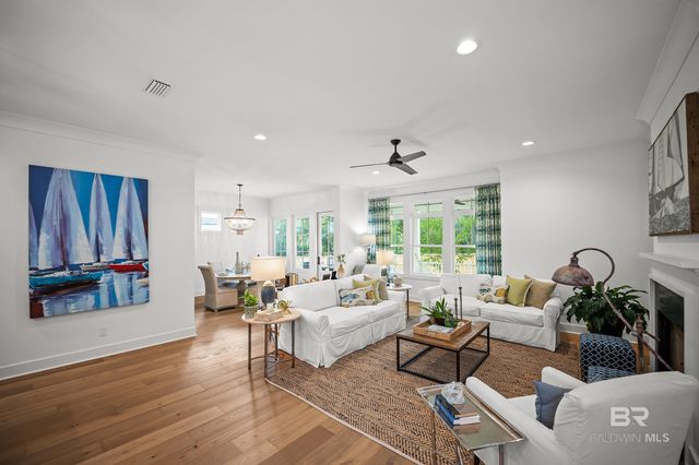 155 Hyacinth Street, Fairhope, AL 36532