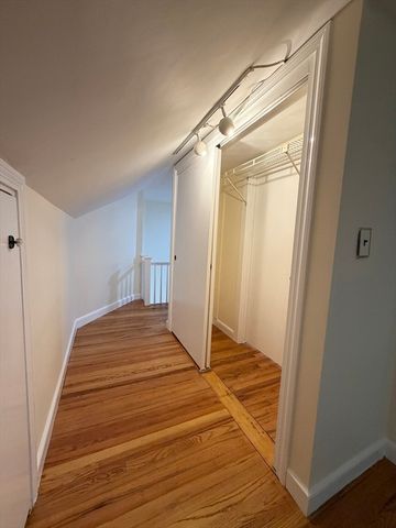 487 Lowell Ave 2, Newton, MA 02460