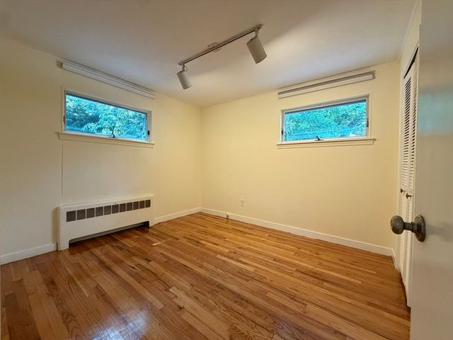 487 Lowell Ave 2, Newton, MA 02460