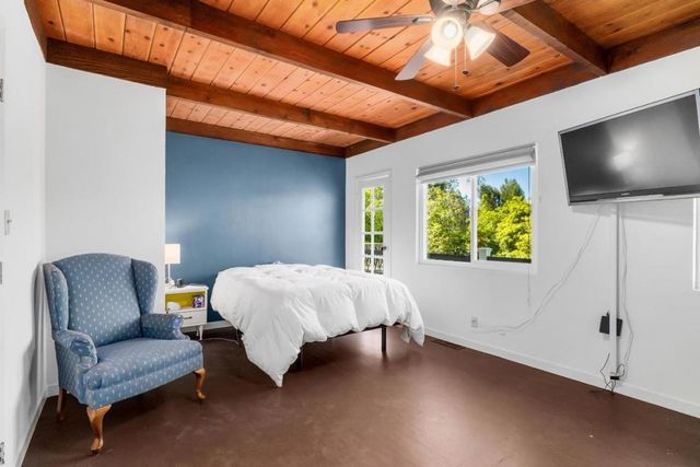 14 Morehouse Drive, Watsonville, CA 95076