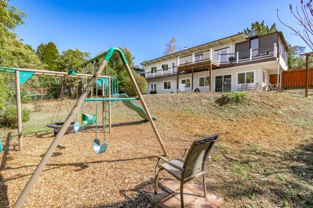 14 Morehouse Drive, Watsonville, CA 95076