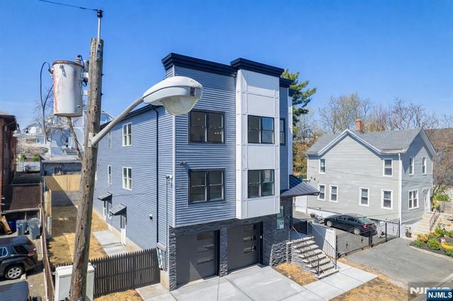 25 Brookside Avenue, Irvington, NJ 07111